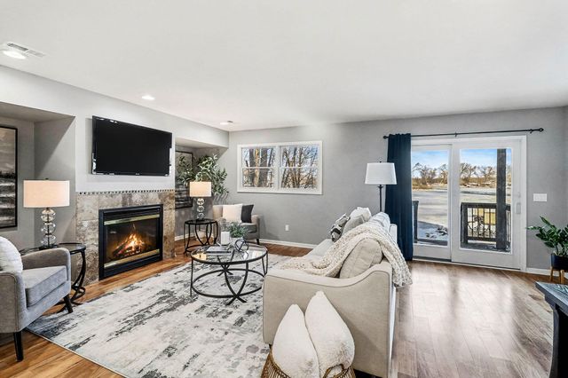 8873 Lagoon Drive, Brighton, MI 48116