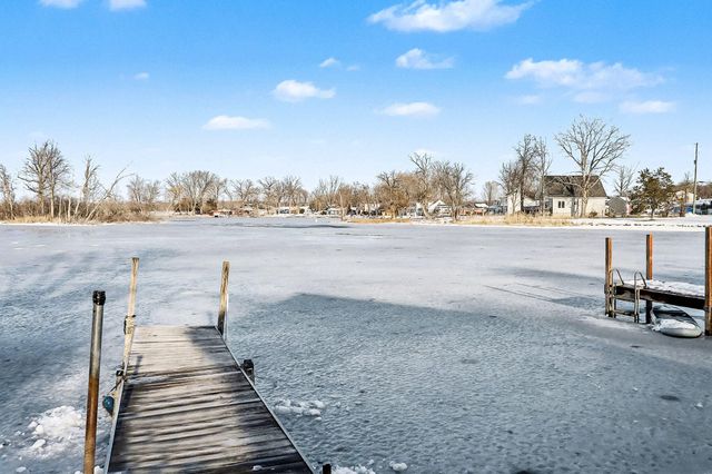 8873 Lagoon Drive, Brighton, MI 48116