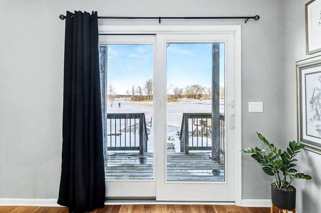 8873 Lagoon Drive, Brighton, MI 48116