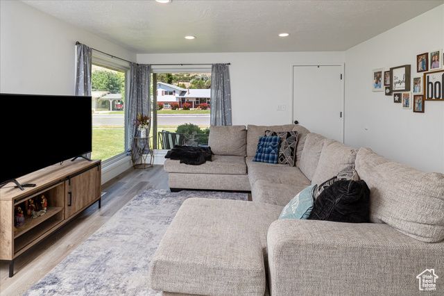 607 HOLIDAY DR, Brigham City, UT 84302