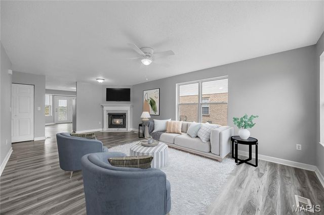 2237 Glenfield Drive, Belleville, IL 62221