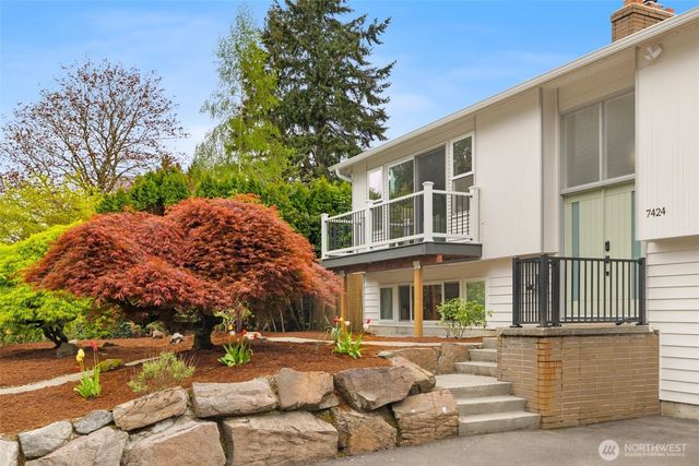 7424 NE 120th Street, Kirkland, WA 98034
