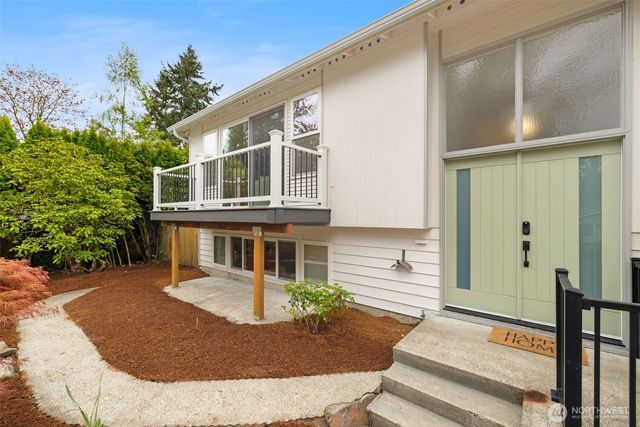 7424 NE 120th Street, Kirkland, WA 98034