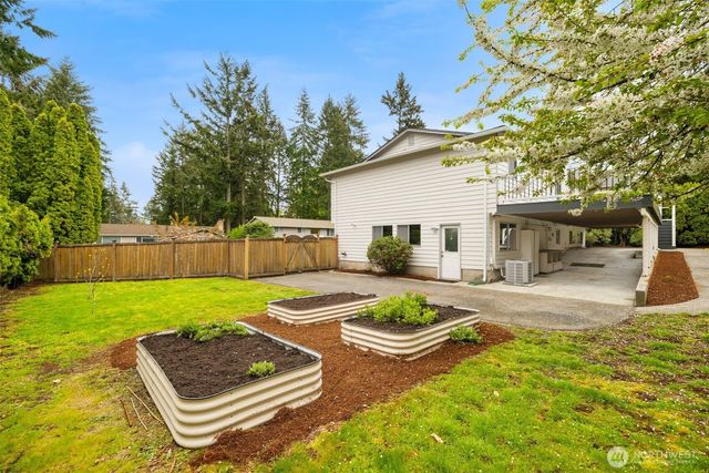 7424 NE 120th Street, Kirkland, WA 98034