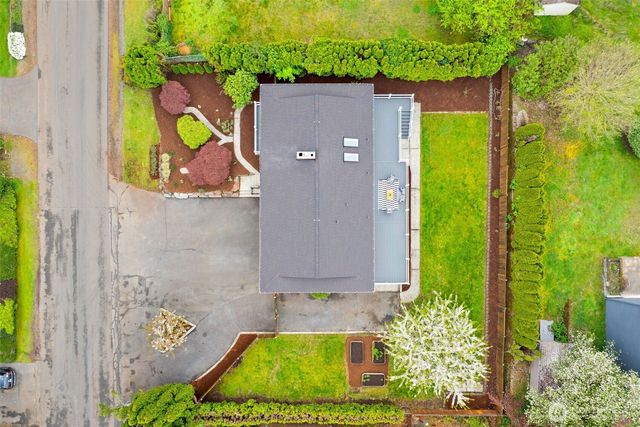 7424 NE 120th Street, Kirkland, WA 98034