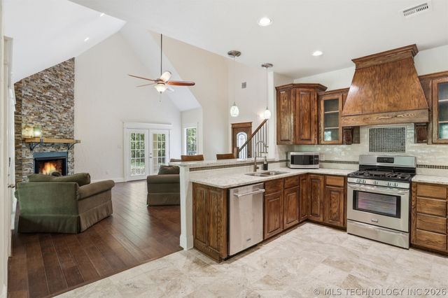 900 W Hardesty Road, Caddo, OK 74729