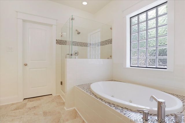 900 W Hardesty Road, Caddo, OK 74729