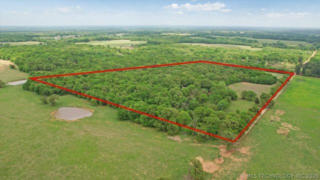 900 W Hardesty Road, Caddo, OK 74729