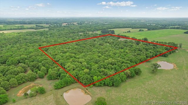 900 W Hardesty Road, Caddo, OK 74729