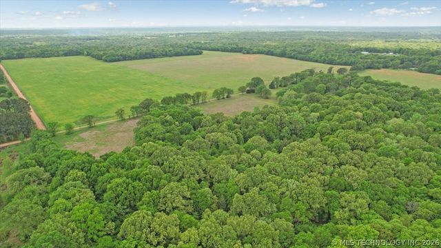 900 W Hardesty Road, Caddo, OK 74729