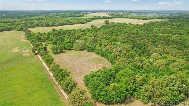 900 W Hardesty Road, Caddo, OK 74729