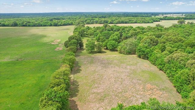 900 W Hardesty Road, Caddo, OK 74729