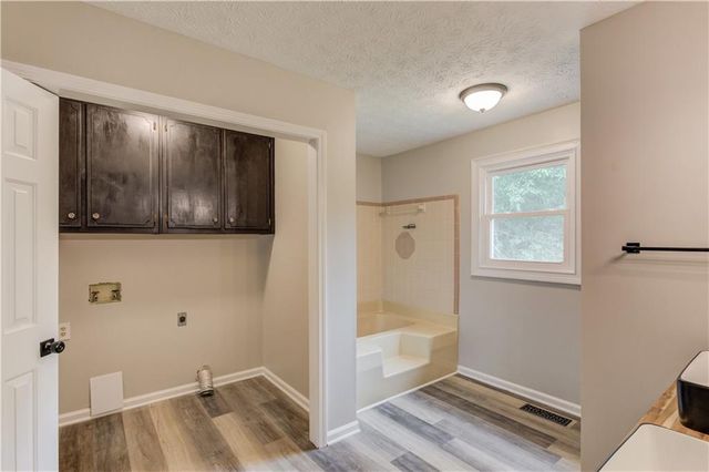 506 Bill Watkins Road, Hoschton, GA 30548