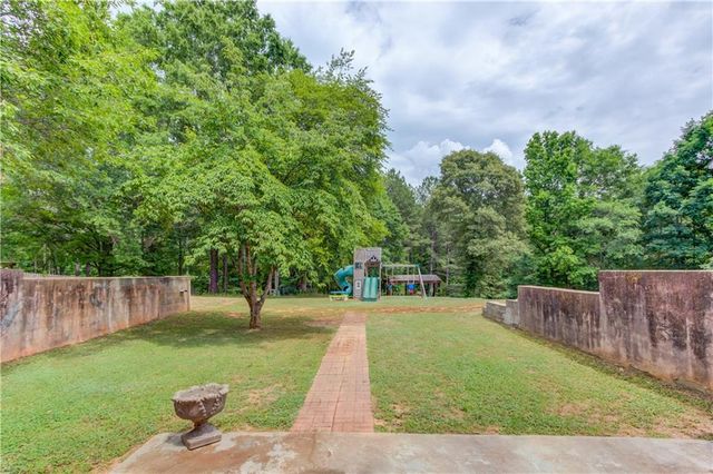 506 Bill Watkins Road, Hoschton, GA 30548