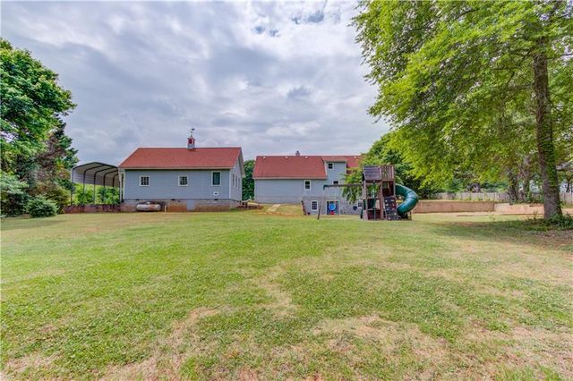 506 Bill Watkins Road, Hoschton, GA 30548