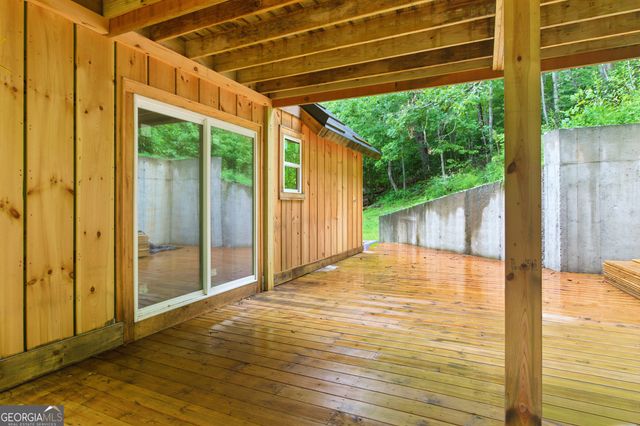 668 Mountainside Drive, Rabun Gap, GA 30568