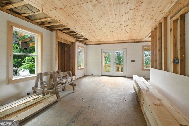 668 Mountainside Drive, Rabun Gap, GA 30568