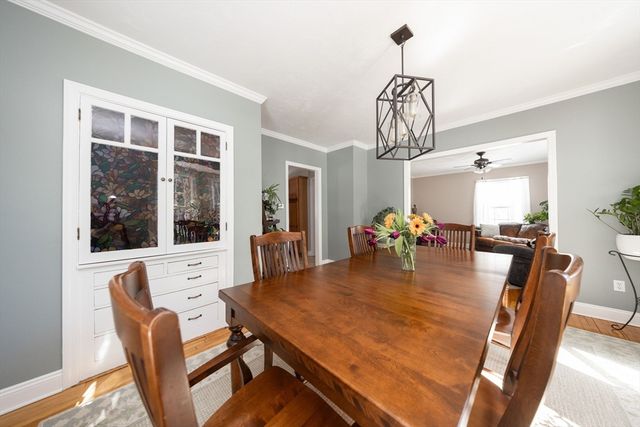 95 Sunnyside Ave, Holden, MA 01520