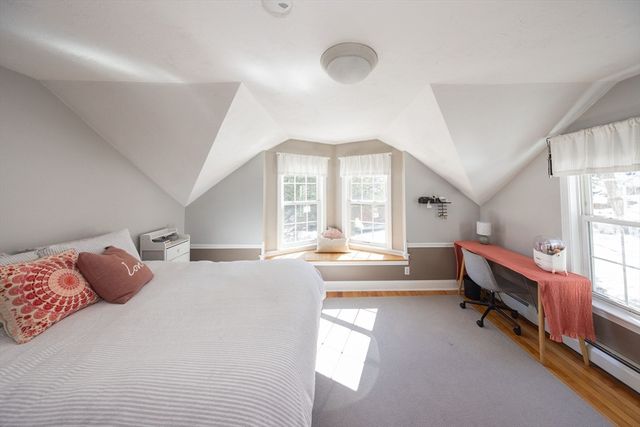 95 Sunnyside Ave, Holden, MA 01520