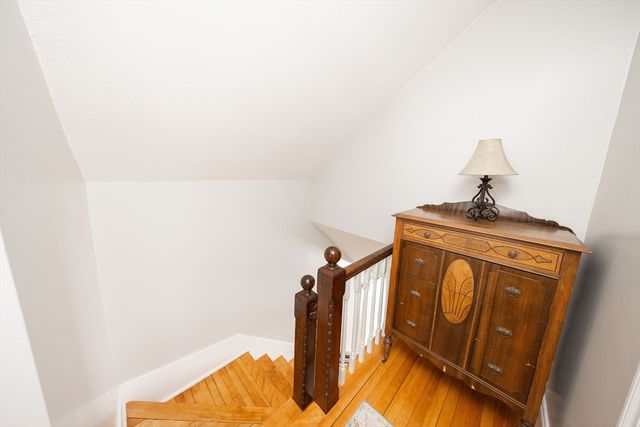 95 Sunnyside Ave, Holden, MA 01520