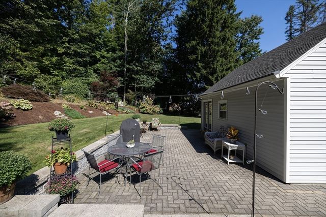 95 Sunnyside Ave, Holden, MA 01520