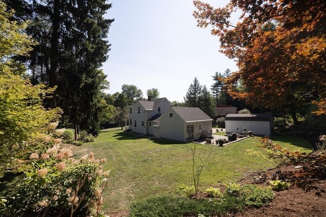 95 Sunnyside Ave, Holden, MA 01520