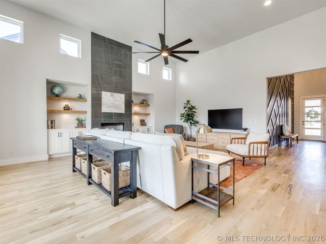 14312 E 95th Place North, Owasso, OK 74055