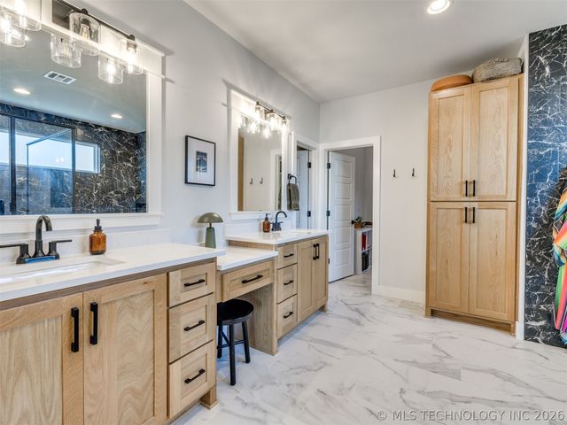 14312 E 95th Place North, Owasso, OK 74055