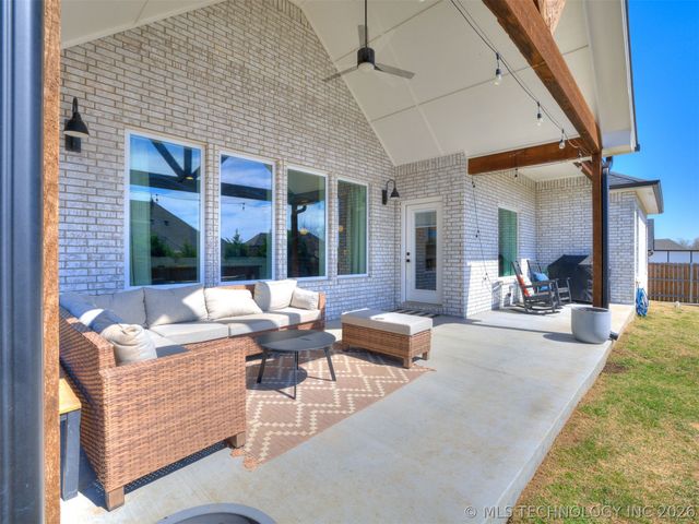 14312 E 95th Place North, Owasso, OK 74055