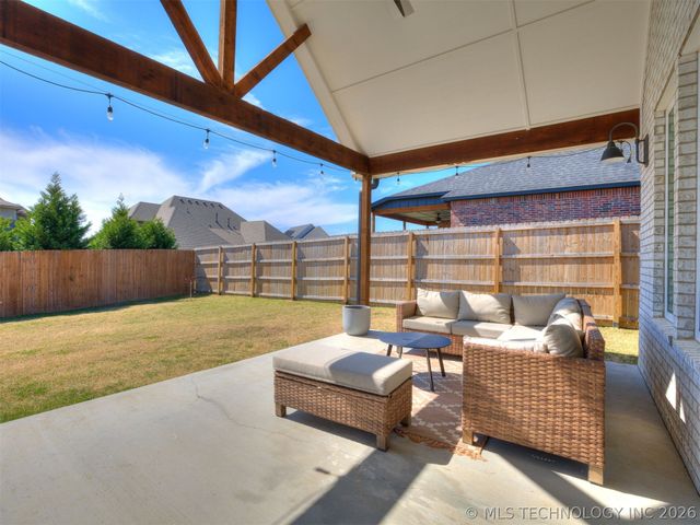 14312 E 95th Place North, Owasso, OK 74055