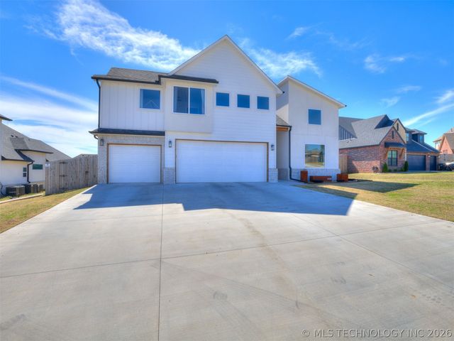 14312 E 95th Place North, Owasso, OK 74055