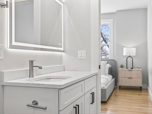 60 Stanley Street 203, Boston, MA 02125