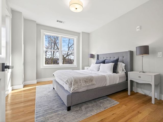 60 Stanley Street 203, Boston, MA 02125