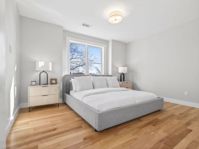 60 Stanley Street 203, Boston, MA 02125