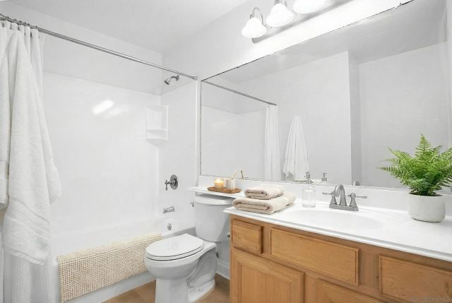 1045 Peach Ave 3, El Cajon, CA 92021