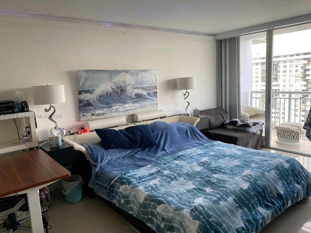18081 Biscayne Boulevard 1904, Aventura, FL 33160