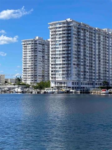 18081 Biscayne Boulevard 1904, Aventura, FL 33160