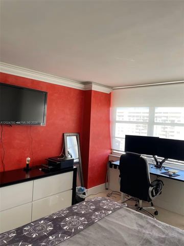 18081 Biscayne Boulevard 1904, Aventura, FL 33160