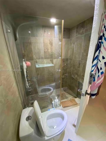 18081 Biscayne Boulevard 1904, Aventura, FL 33160