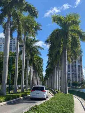 18081 Biscayne Boulevard 1904, Aventura, FL 33160