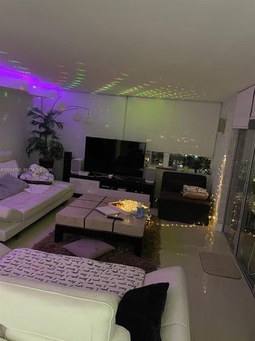 18081 Biscayne Boulevard 1904, Aventura, FL 33160