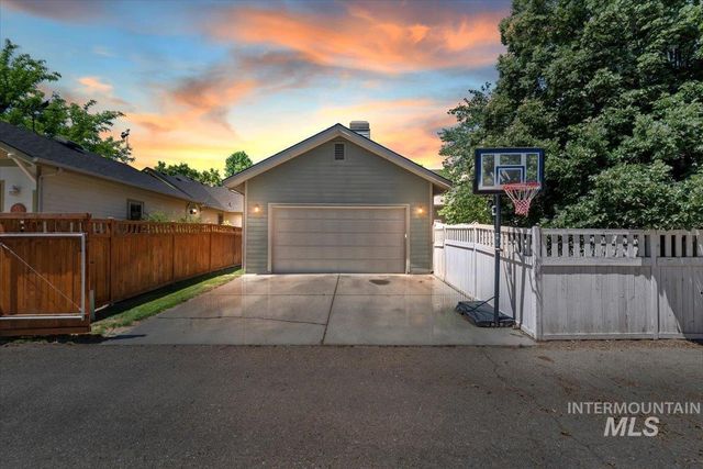 13416 N 2nd Ave, Boise, ID 83714