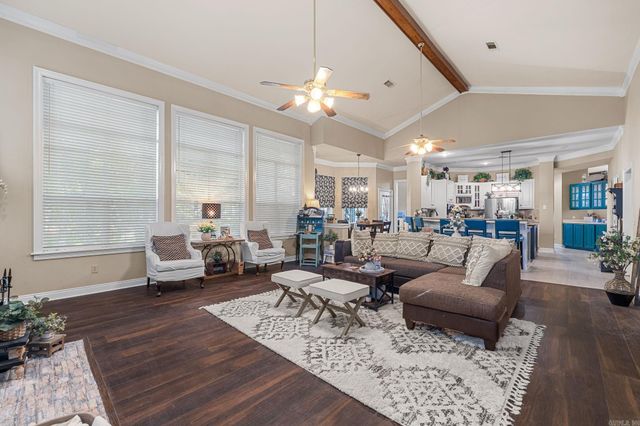226 Edgewood Drive, Cabot, AR 72023