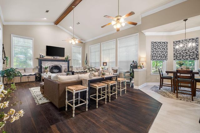 226 Edgewood Drive, Cabot, AR 72023