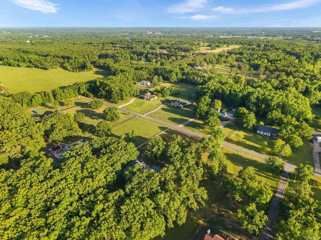226 Edgewood Drive, Cabot, AR 72023