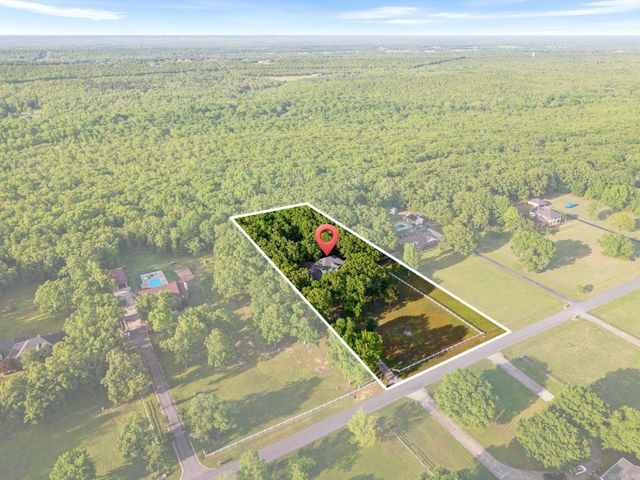 226 Edgewood Drive, Cabot, AR 72023