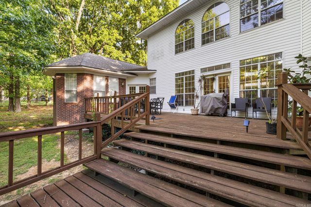226 Edgewood Drive, Cabot, AR 72023