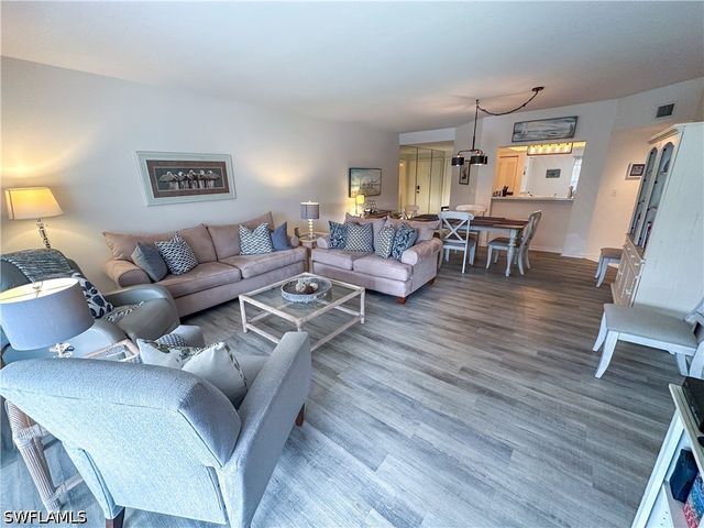 4240 Lake Forest DR 413, Bonita Springs, FL 34134