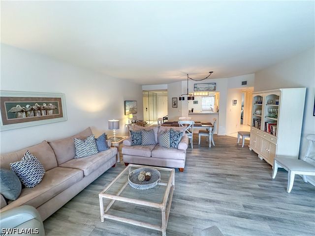 4240 Lake Forest DR 413, Bonita Springs, FL 34134