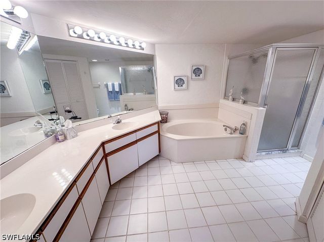 4240 Lake Forest DR 413, Bonita Springs, FL 34134